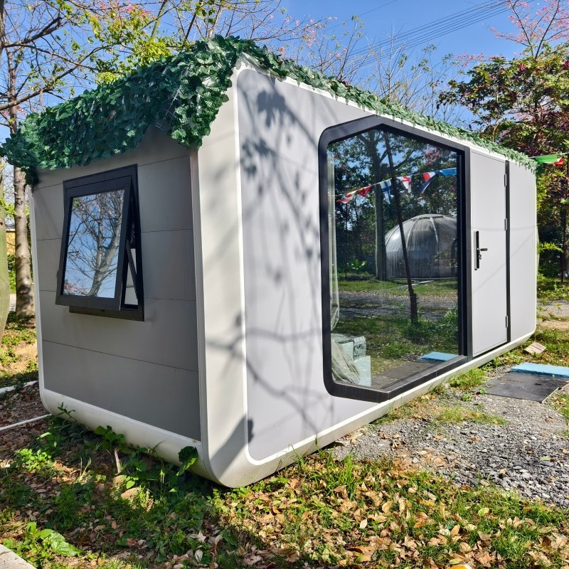 Apple Cabin A1 5.6m